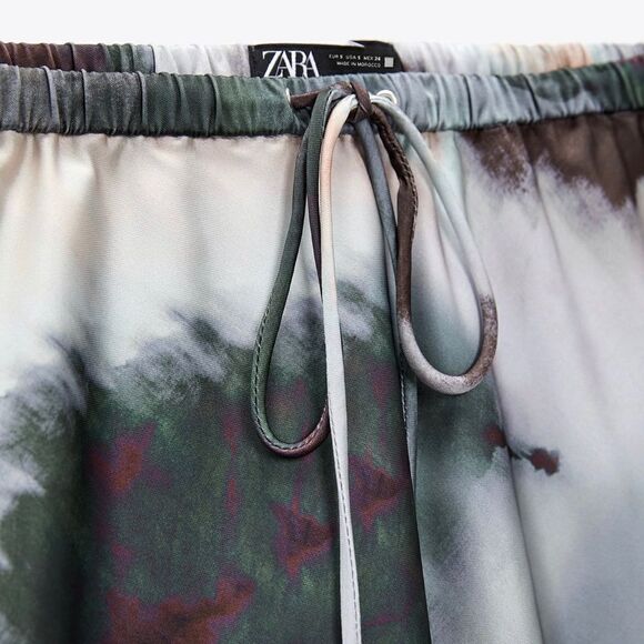 Zara Satin Effect Printed Skirt New - Picture 2 of 10